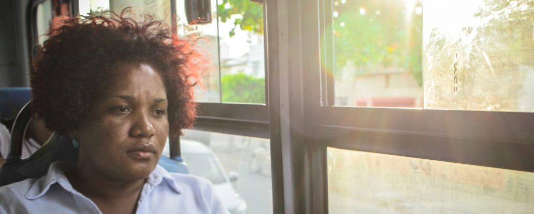 Preto, pobre e moro longe!