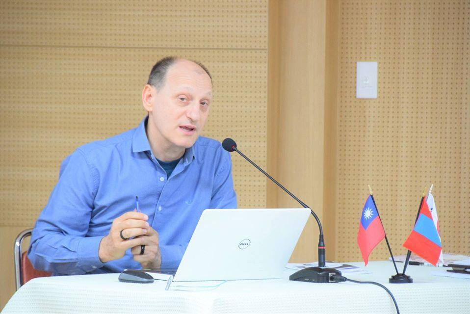 Entrevista com Padre Jaime Carlos Patias