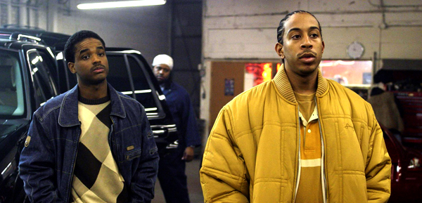 Estudos Descoloniais e a realidade social: uma análise dos filmes “Crash – No Limite” e “Cronicamente Inviável”