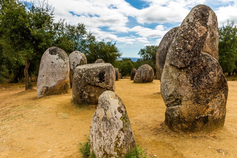 Três sítios arqueológicos para visitar no Alentejo