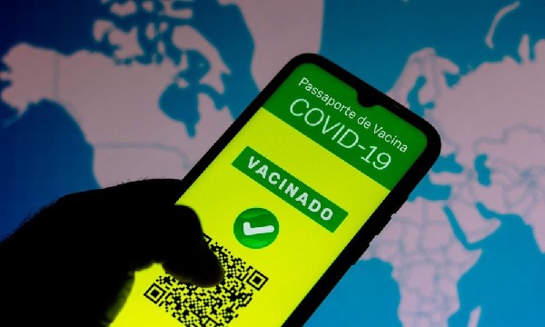 Passaporte da vacina: mecanismo de controle de transmissão da covid-19?