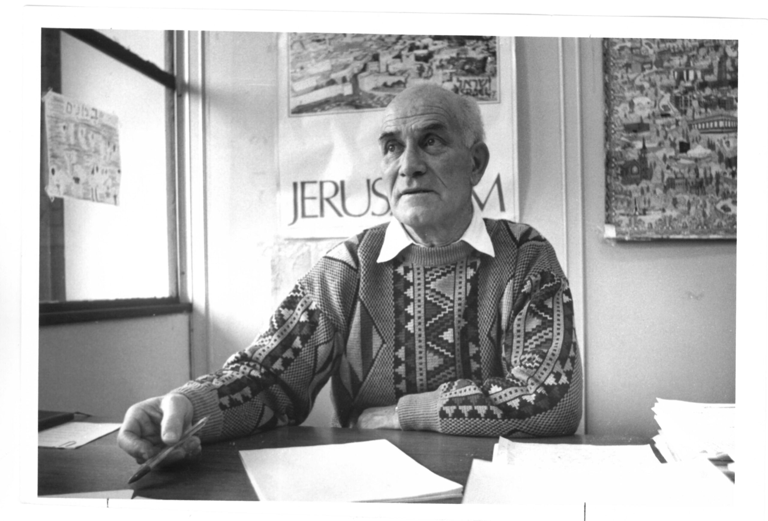 Em memória do professor Henrique Rattner