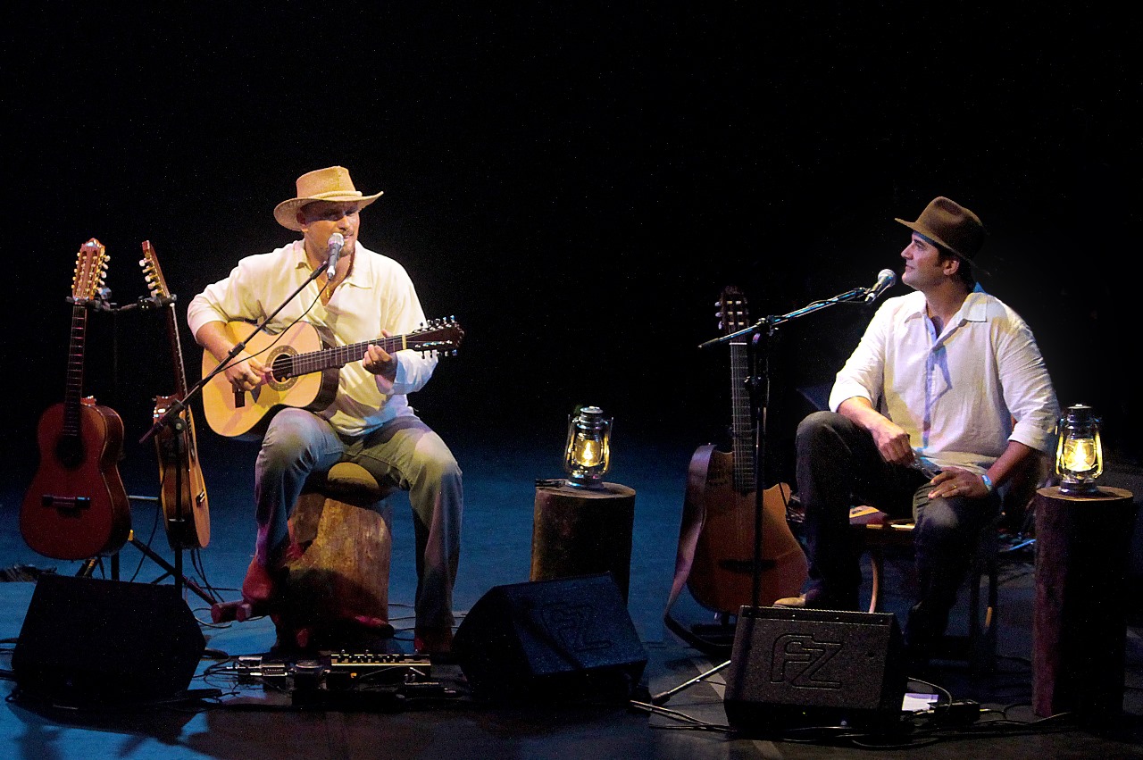 Disco em Tributo a Pena Branca e Xavantinho com Cláudio Lacerda e Rodrigo Zanc será lançado no CCSP 