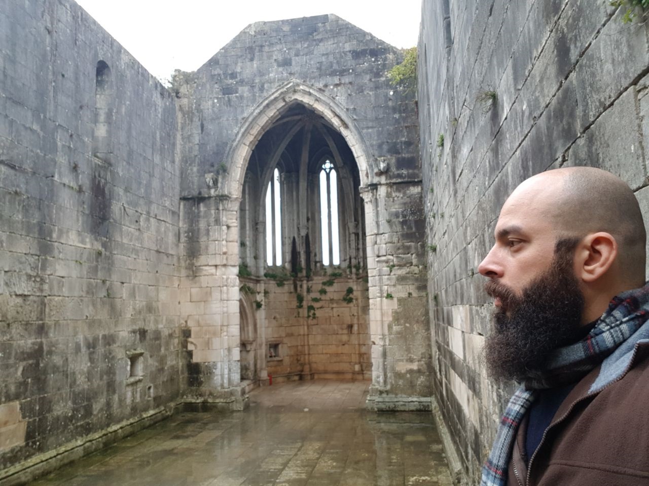 A violência está impregnada na cultura e na ignorância de uma sociedade