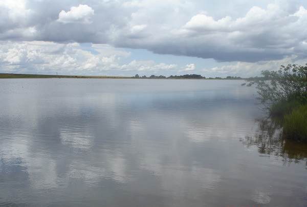 Evaporação de água em pequenas barragens