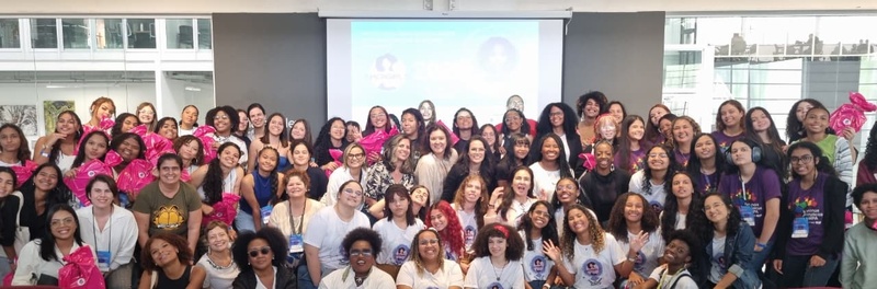 Fiocruz seleciona 59 meninas para capacitação tecnológica e bolsa de estudo