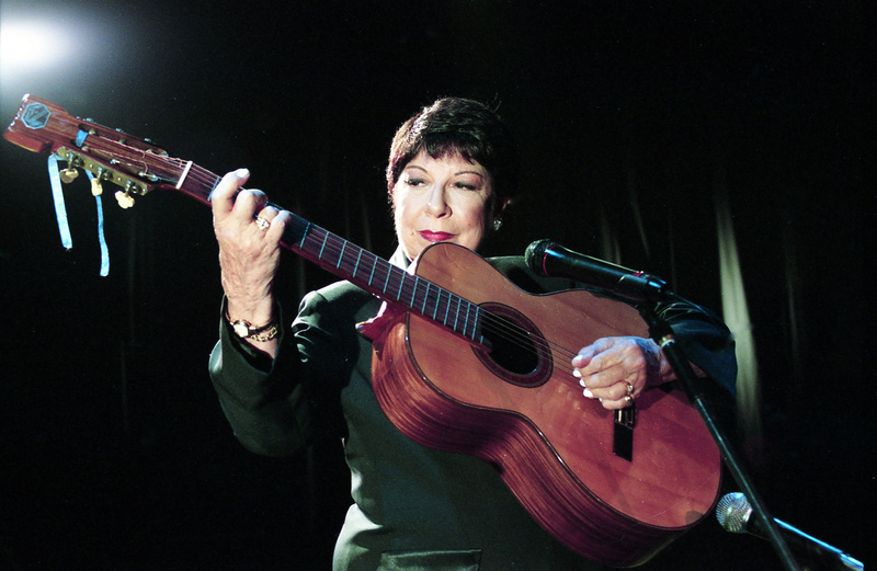 TV CULTURA CELEBRA O DIA DO FOLCLORE COM ENSAIO DE INEZITA BARROSO
