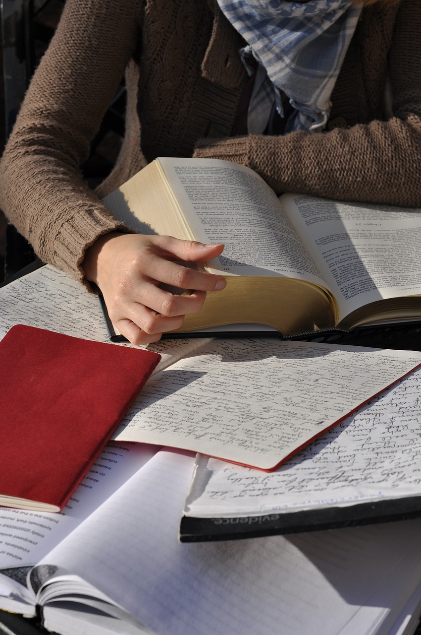 Ler para crescer: o poder transformador da leitura e a importância de projetos literários