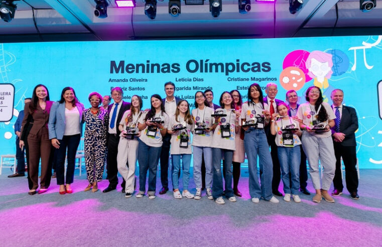 Olimpíada de Matemática premia 684 alunos com medalhas de ouro no Rio de Janeiro