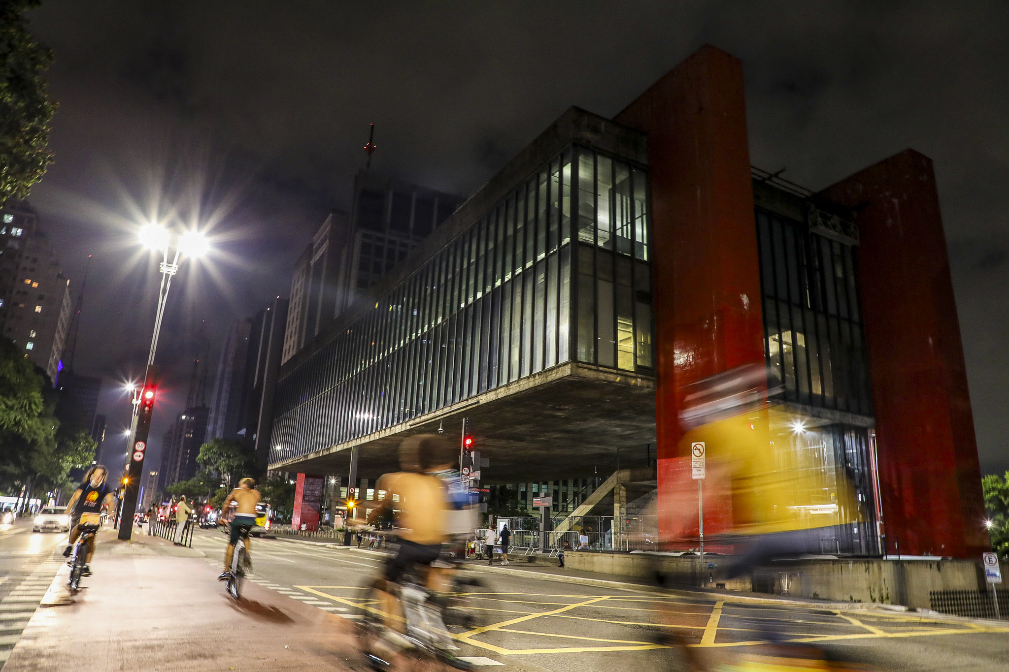 Dia Mundial da Fotografia: a cabeça, os olhos e o coraçãono centro das atenções