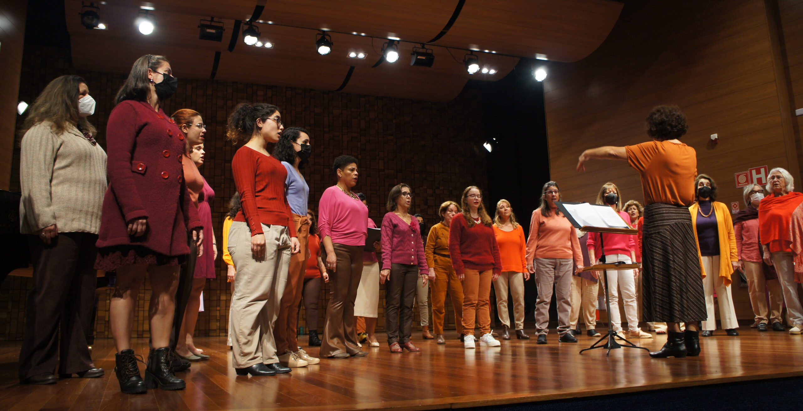 Com programação especial, Coral da USP está com inscrições abertas para novos cantores em 2023